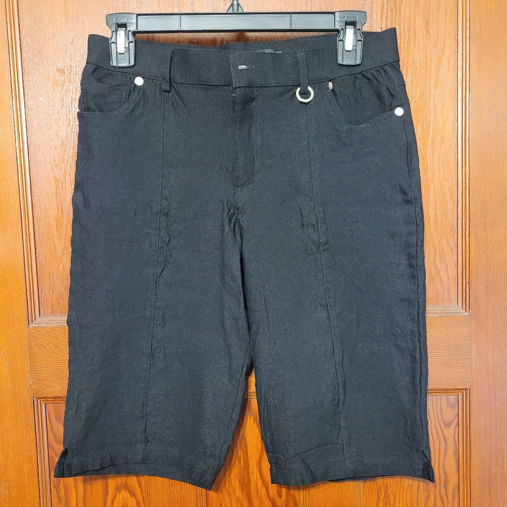2 Pair of walking shorts